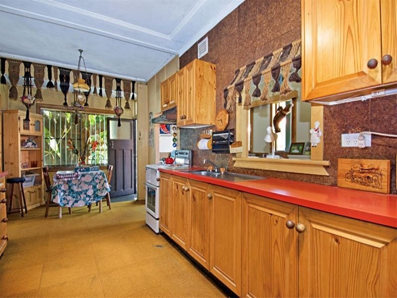 48 Waratah Pde, Narraweena NSW 2099