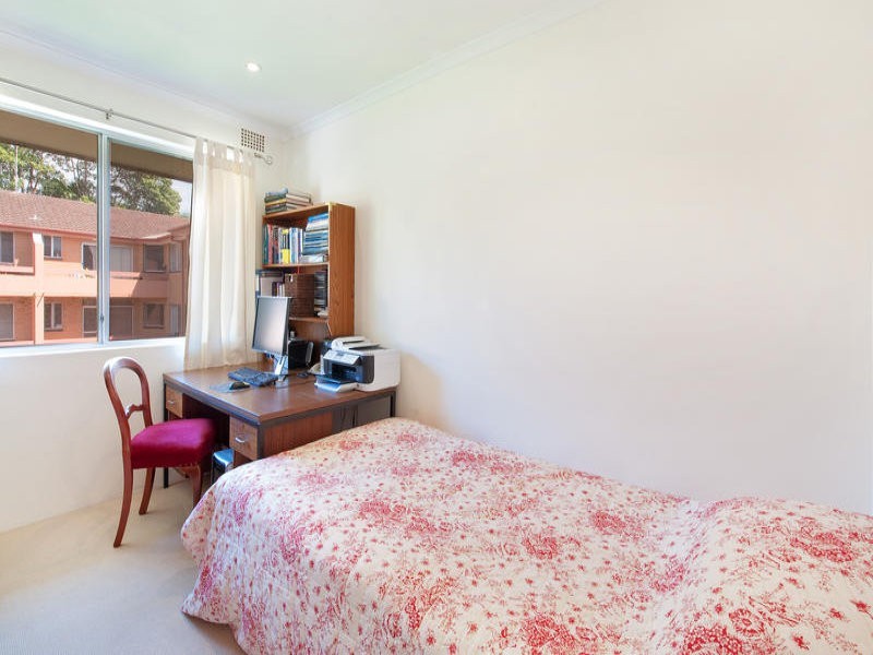 12/80 Wyadra Ave, Freshwater NSW 2096