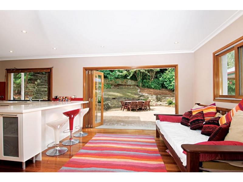 8 Flitton Valley Close, Frenchs Forest NSW 2086