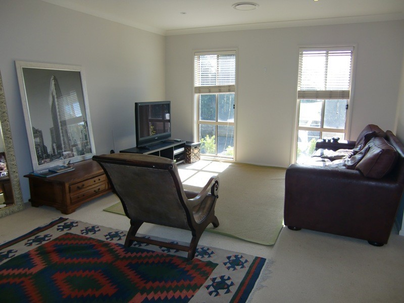 4 Laurie Place, Belrose NSW 2085