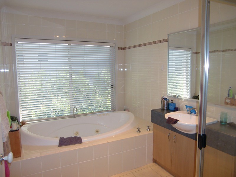 4 Laurie Place, Belrose NSW 2085