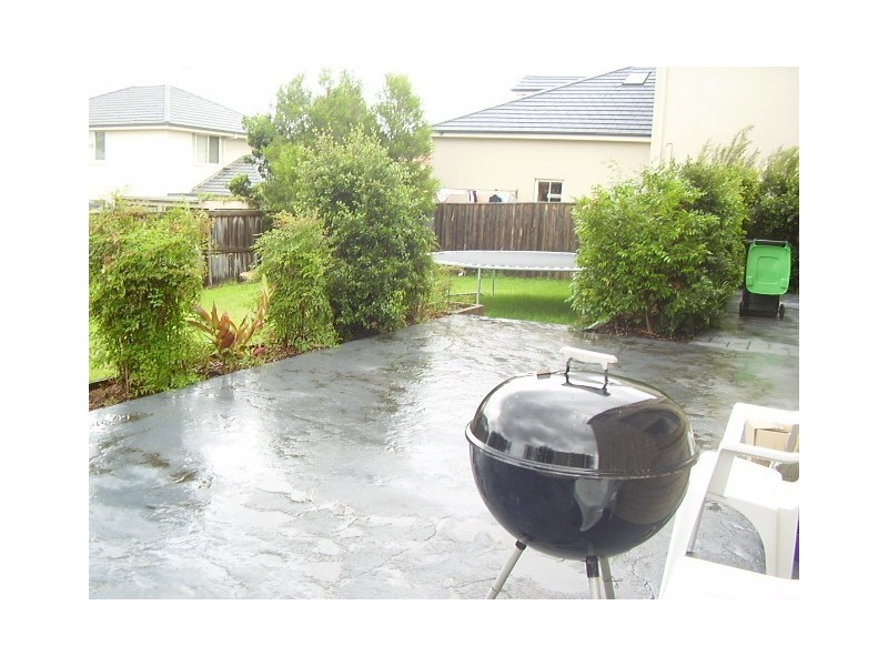 4 Laurie Place, Belrose NSW 2085