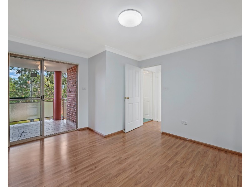 25/23-25 Oxford Street, Merrylands NSW 2160