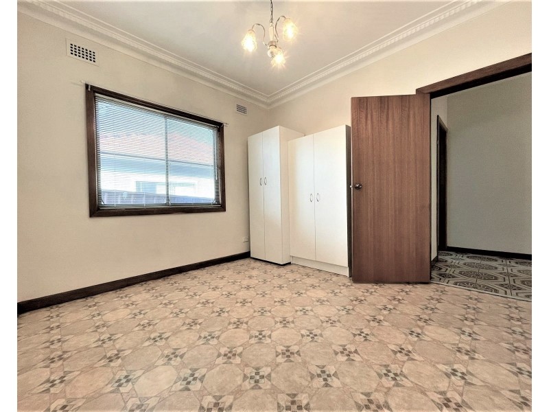 121 Louis Street, Merrylands NSW 2160