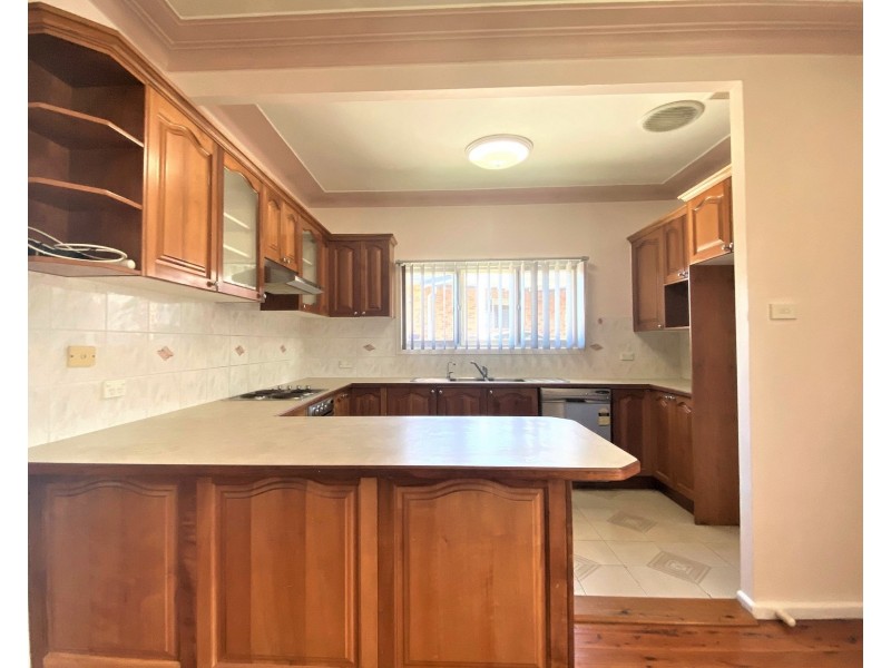 11 Willara Street, Merrylands NSW 2160