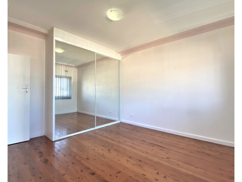 11 Willara Street, Merrylands NSW 2160