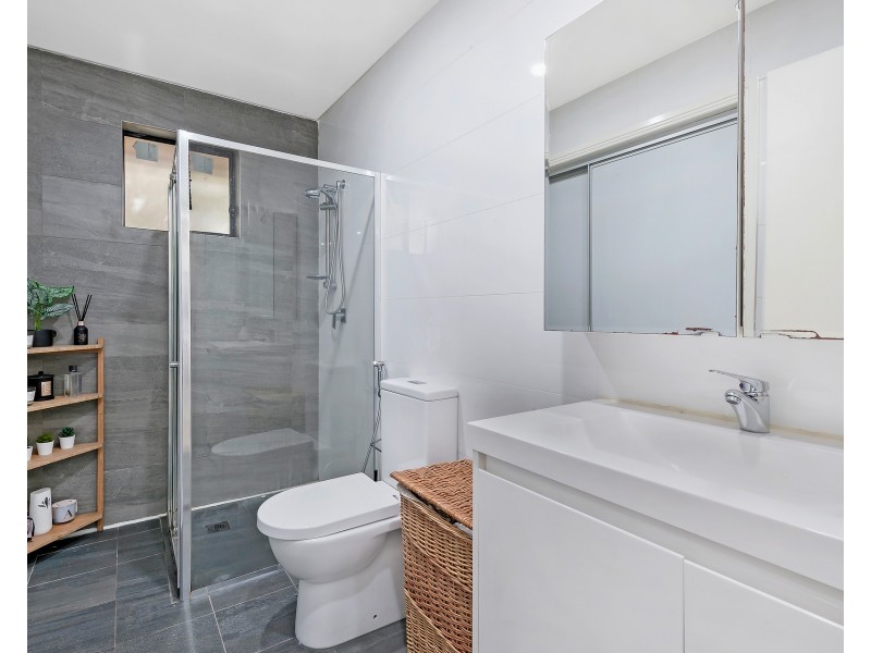 42 & 42A Fairfield Road, Guildford NSW 2161