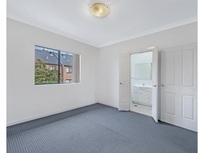 10/27-31 Cleone Street, Guildford NSW 2161