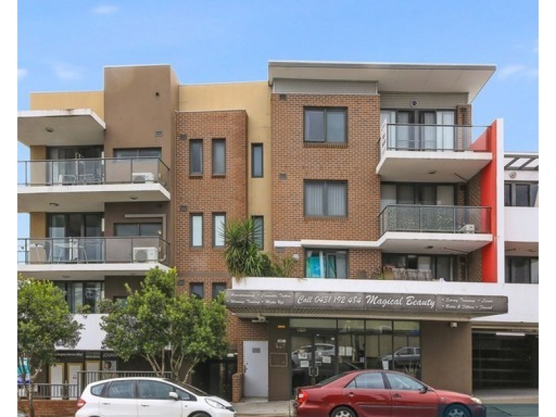 11/142 Woodville Road, Merrylands NSW 2160