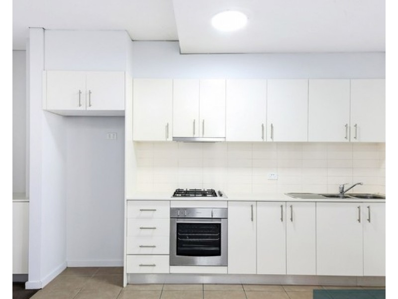 11/142 Woodville Road, Merrylands NSW 2160