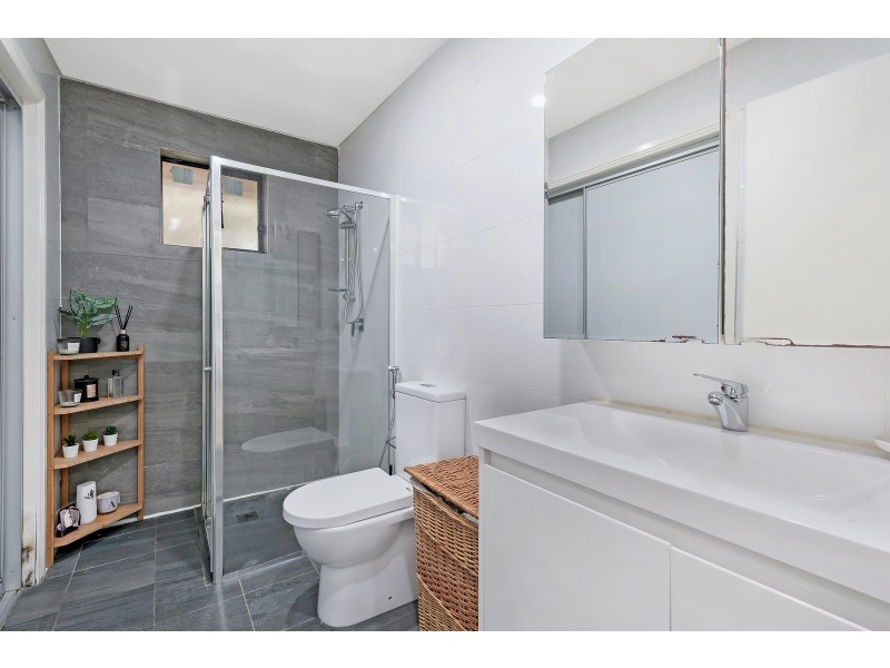 42 & 42A Fairfield Road, Guildford NSW 2161