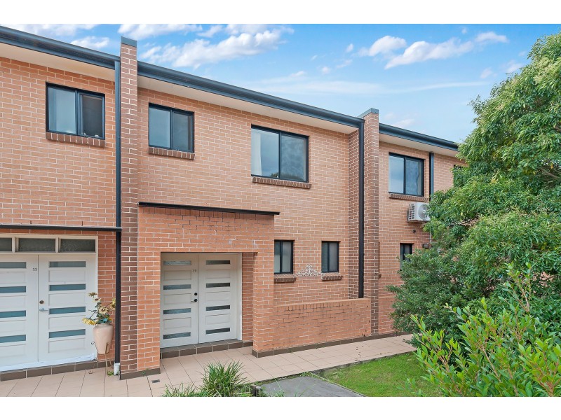 10/27-31 Cleone Street, Guildford NSW 2161