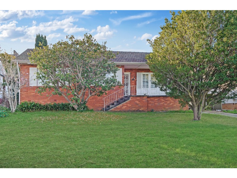 35 Yattenden Crescent, Baulkham Hills NSW 2153