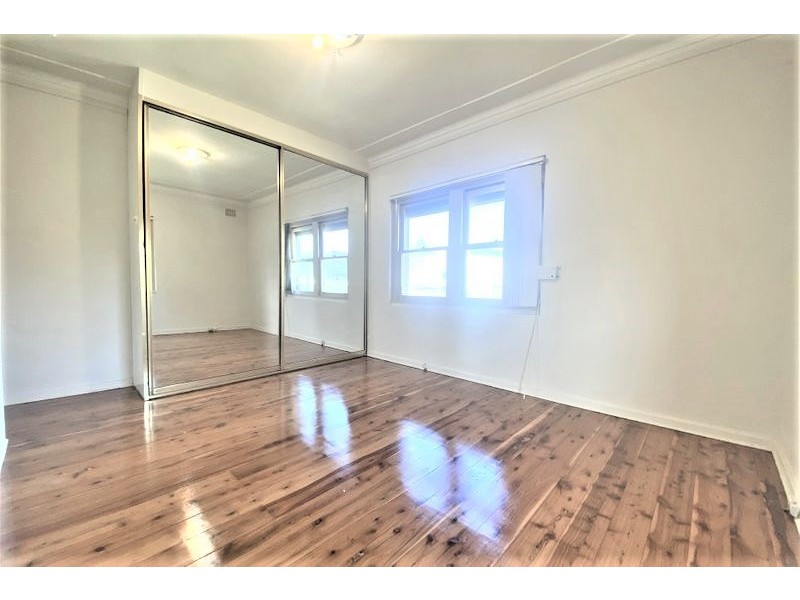 3 Friend Street, Merrylands NSW 2160