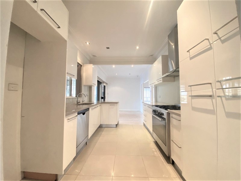 33 Faulds Road, Guildford West NSW 2161