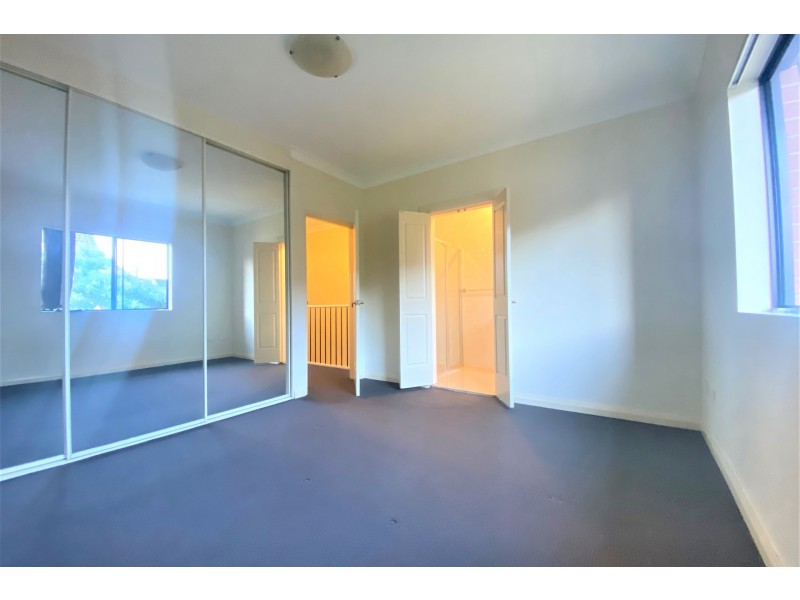 9/27-31 Cleone Street, Guildford NSW 2161