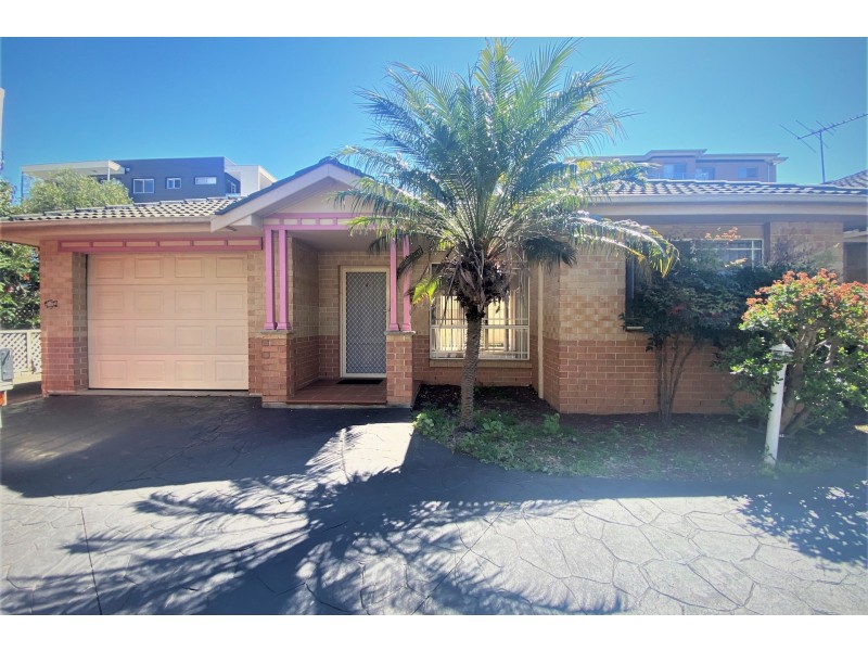 4/196-198 Burnett Street, Mays Hill NSW 2145