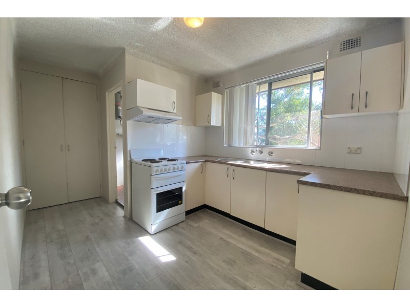 4/27-31 Sheffield Street, Merrylands NSW 2160