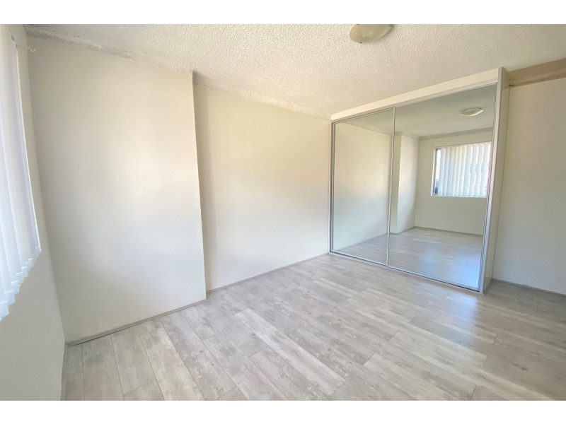 4/27-31 Sheffield Street, Merrylands NSW 2160