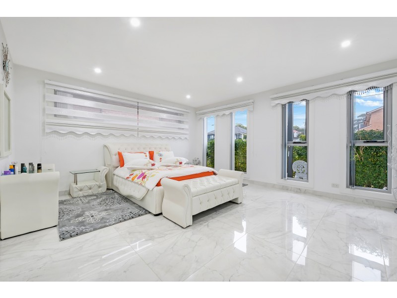 20 Hawksview Street, Guildford NSW 2161