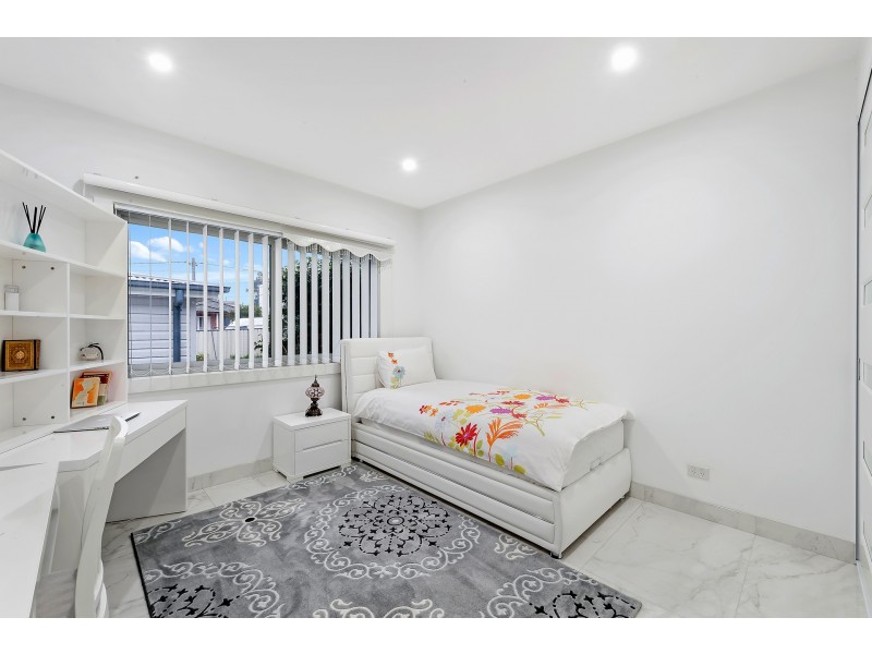 20 Hawksview Street, Guildford NSW 2161