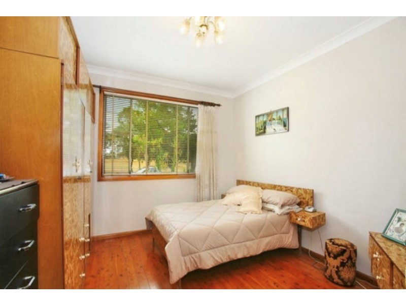 28 Desmond Street, Merrylands NSW 2160