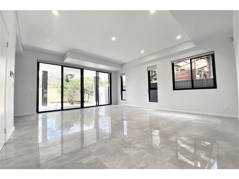 17a Shannon Avenue, Merrylands NSW 2160