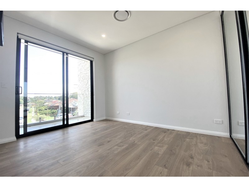 17a Shannon Avenue, Merrylands NSW 2160