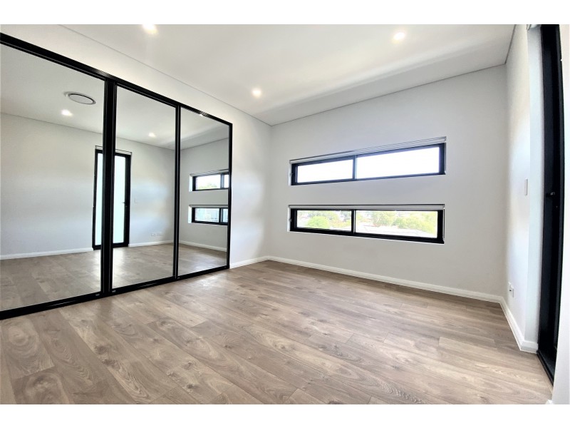 17a Shannon Avenue, Merrylands NSW 2160