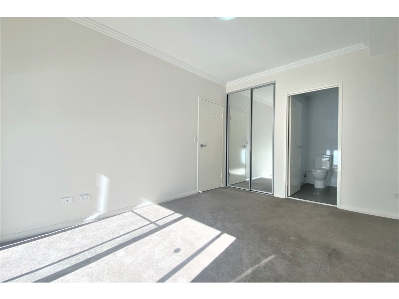 12/206-208 Burnett Street, Mays Hill NSW 2145