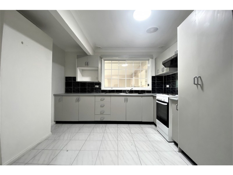 42 Martin Crescent, Woodpark NSW 2164