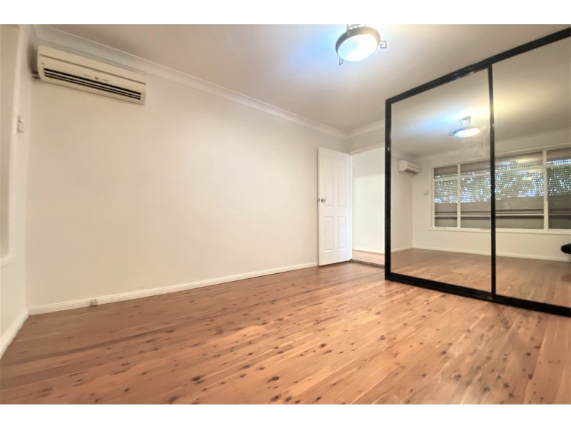 42 Martin Crescent, Woodpark NSW 2164
