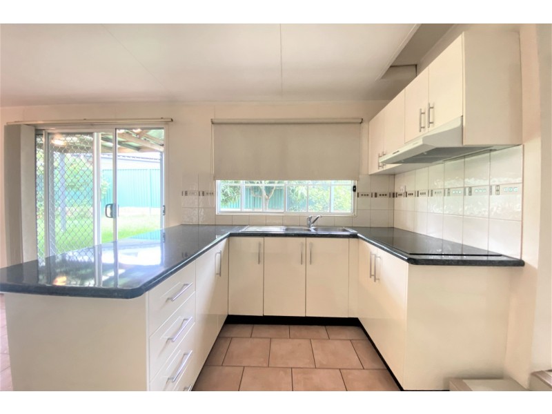 42 Martin Crescent, Woodpark NSW 2164