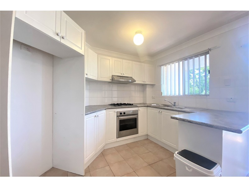 1/60-62 Pitt Street, Merrylands NSW 2160