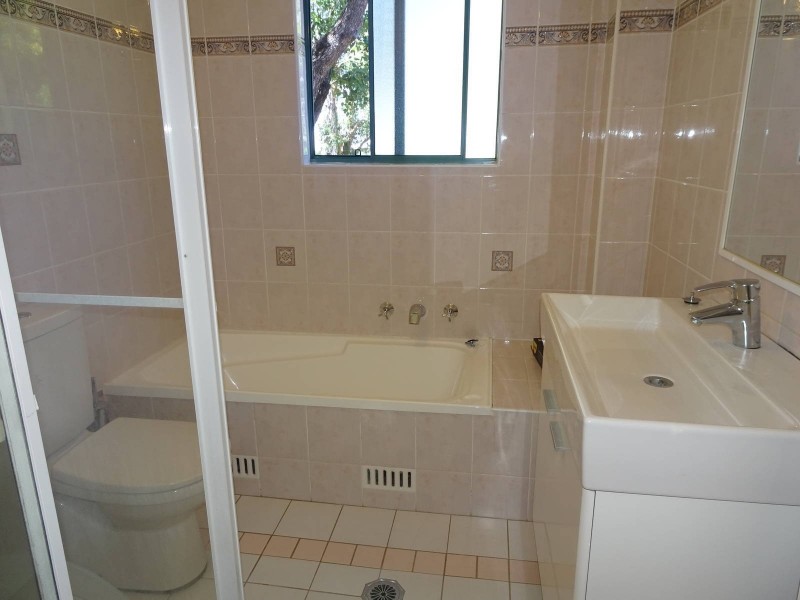 8/14-16 Hargrave Road, Auburn NSW 2144