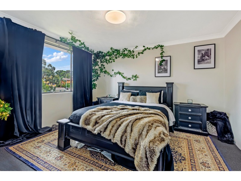 16/28-32 Treves Street, Merrylands NSW 2160