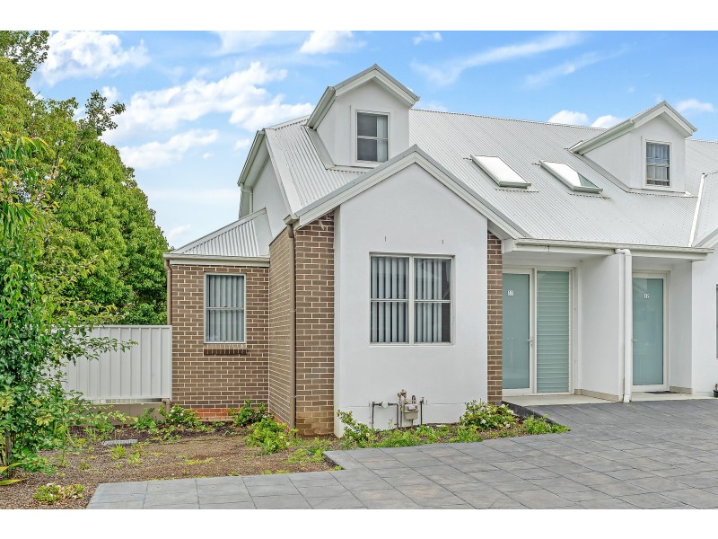 11/33 Louis Street, Granville NSW 2142