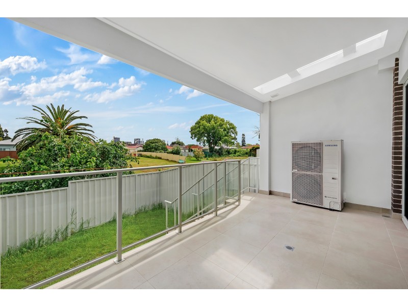 11/33 Louis Street, Granville NSW 2142