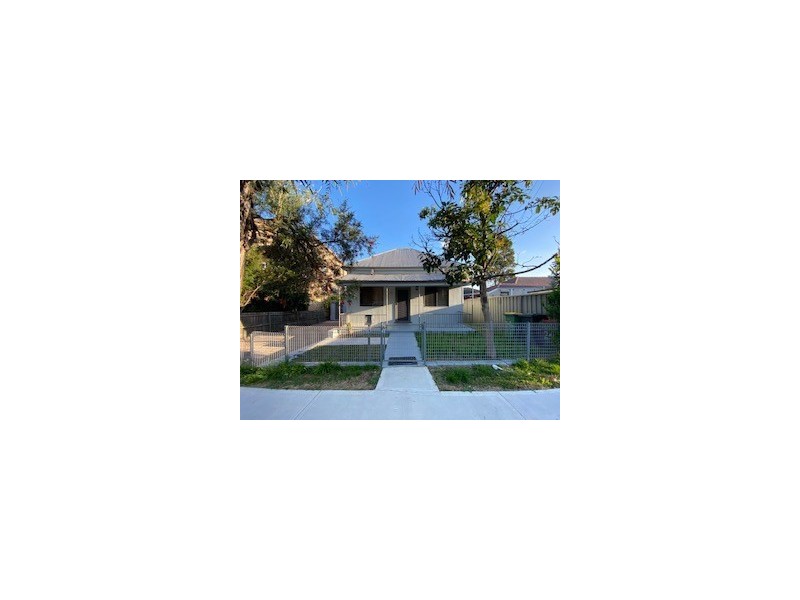 24 Allen Street, Harris Park NSW 2150