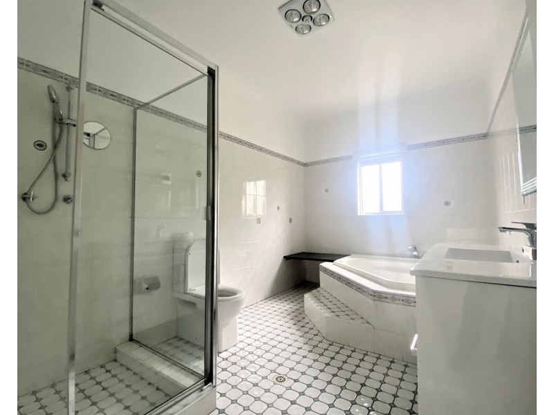 19 Caroline Street, Guildford NSW 2161