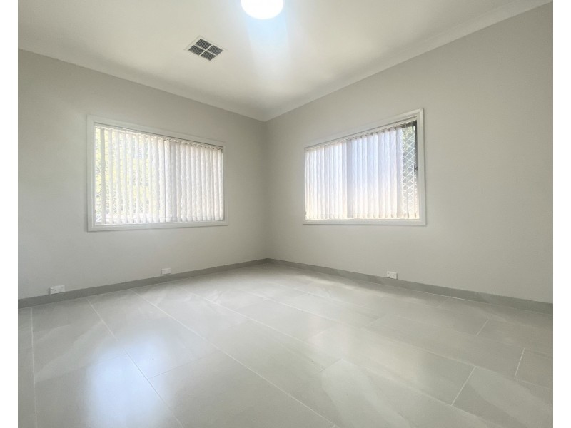 19 Caroline Street, Guildford NSW 2161