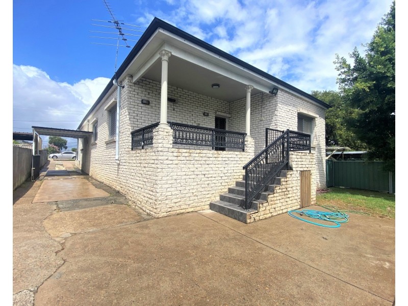 19 Caroline Street, Guildford NSW 2161