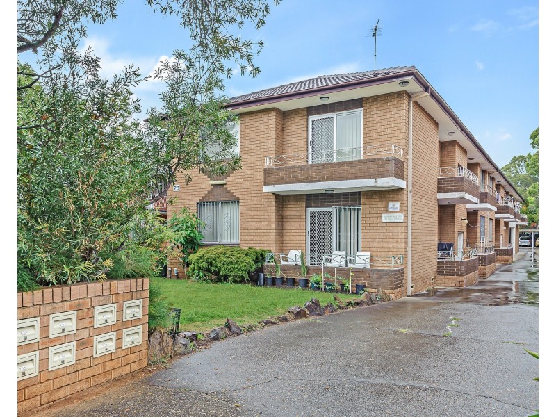 3/23 Military Road, Merrylands NSW 2160