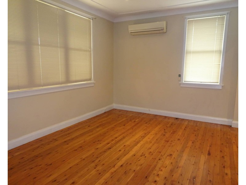 1 Charlton Road, Lalor Park NSW 2147