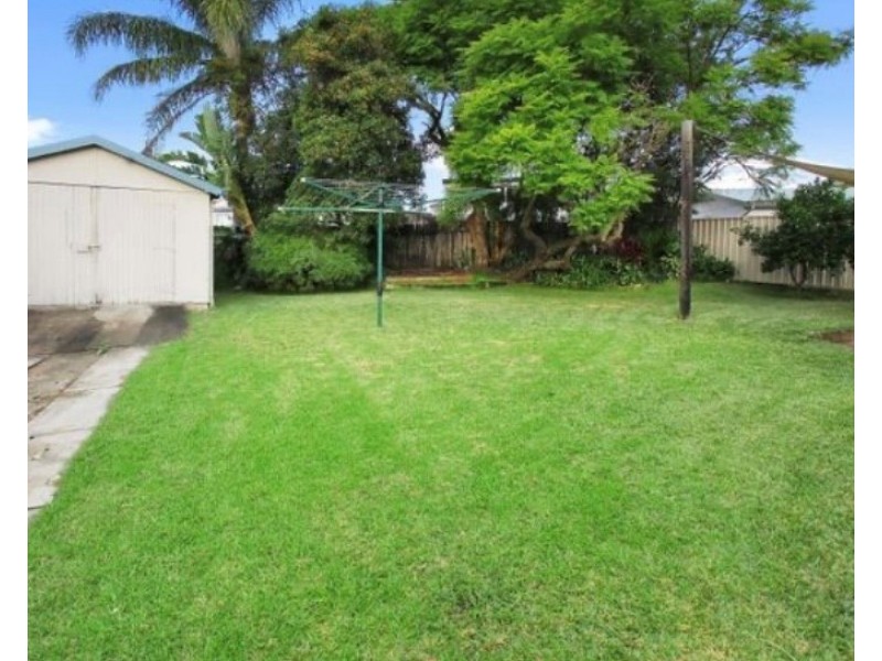 1 Charlton Road, Lalor Park NSW 2147