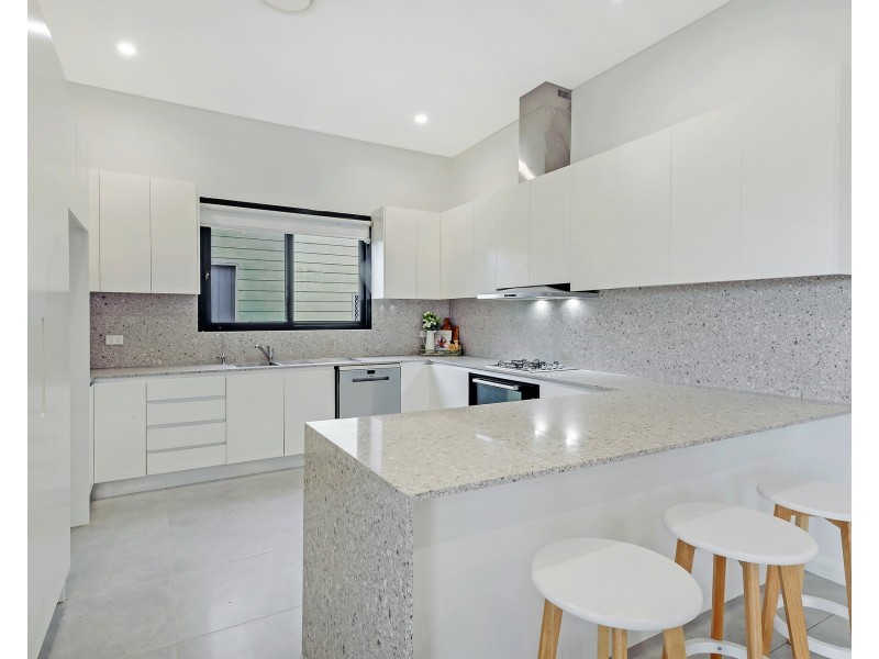 28 Mary Street, Merrylands NSW 2160