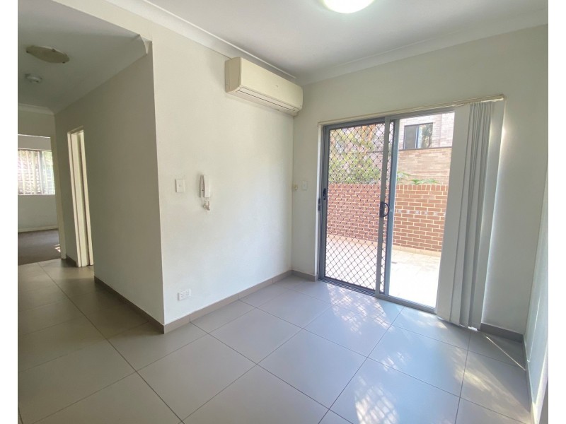 1/63-65 The Esplanade, Guildford NSW 2161