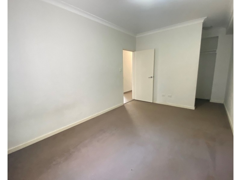 1/63-65 The Esplanade, Guildford NSW 2161