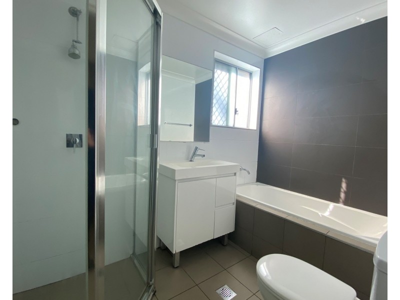 1/63-65 The Esplanade, Guildford NSW 2161