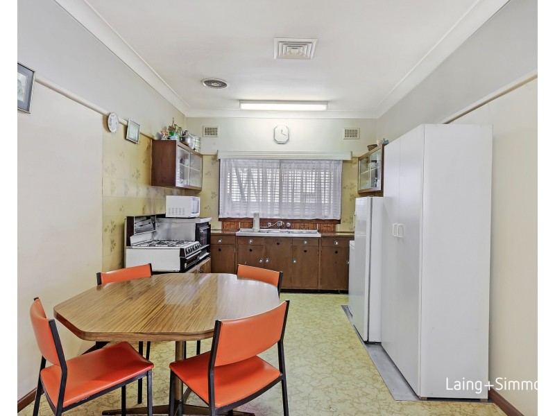 32 Davies Street, Merrylands NSW 2160